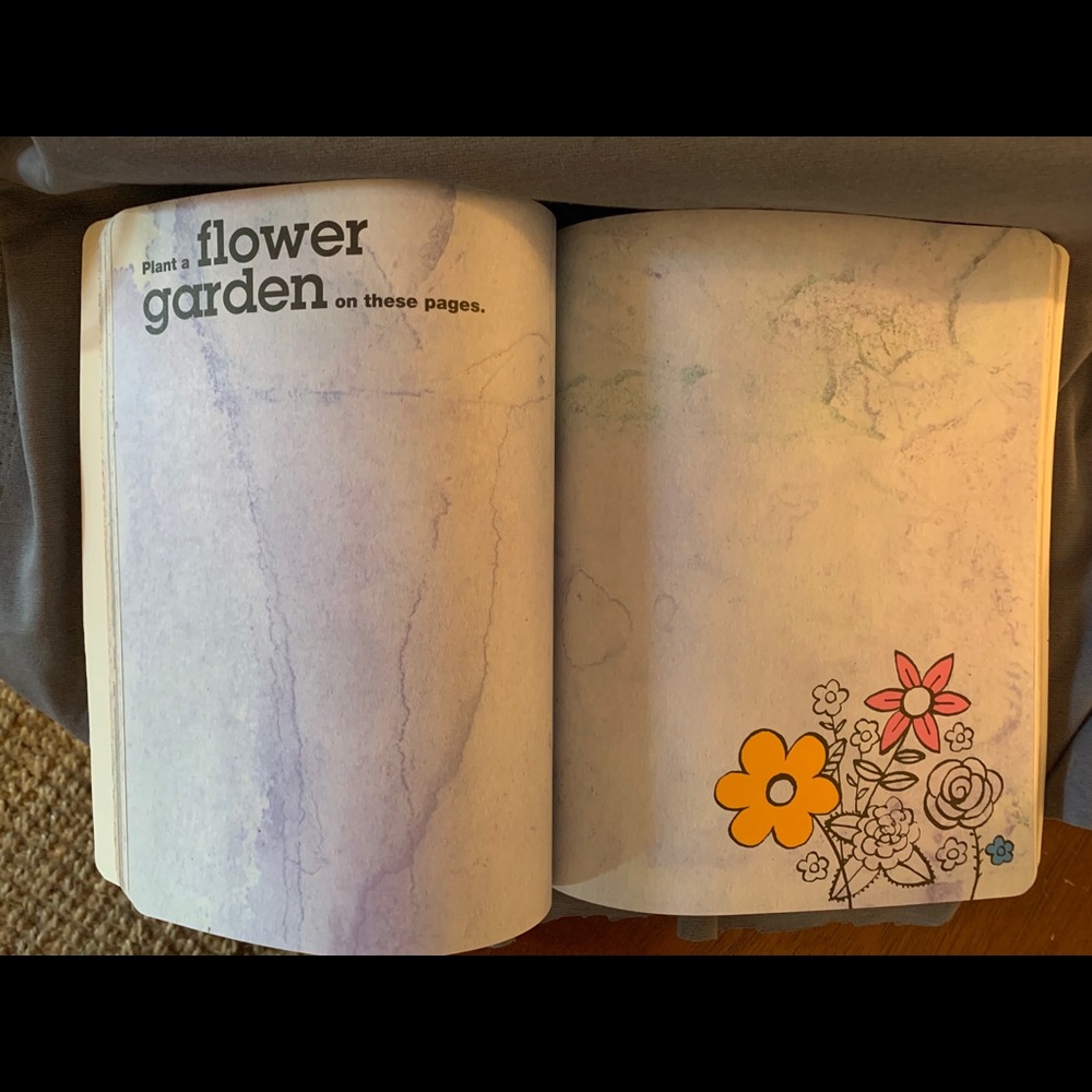 Drawing Inspiration & Activity Book - Picture 3 of 6